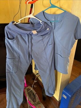 Nurses Scrub Set - Light Blue Women Pants & Top